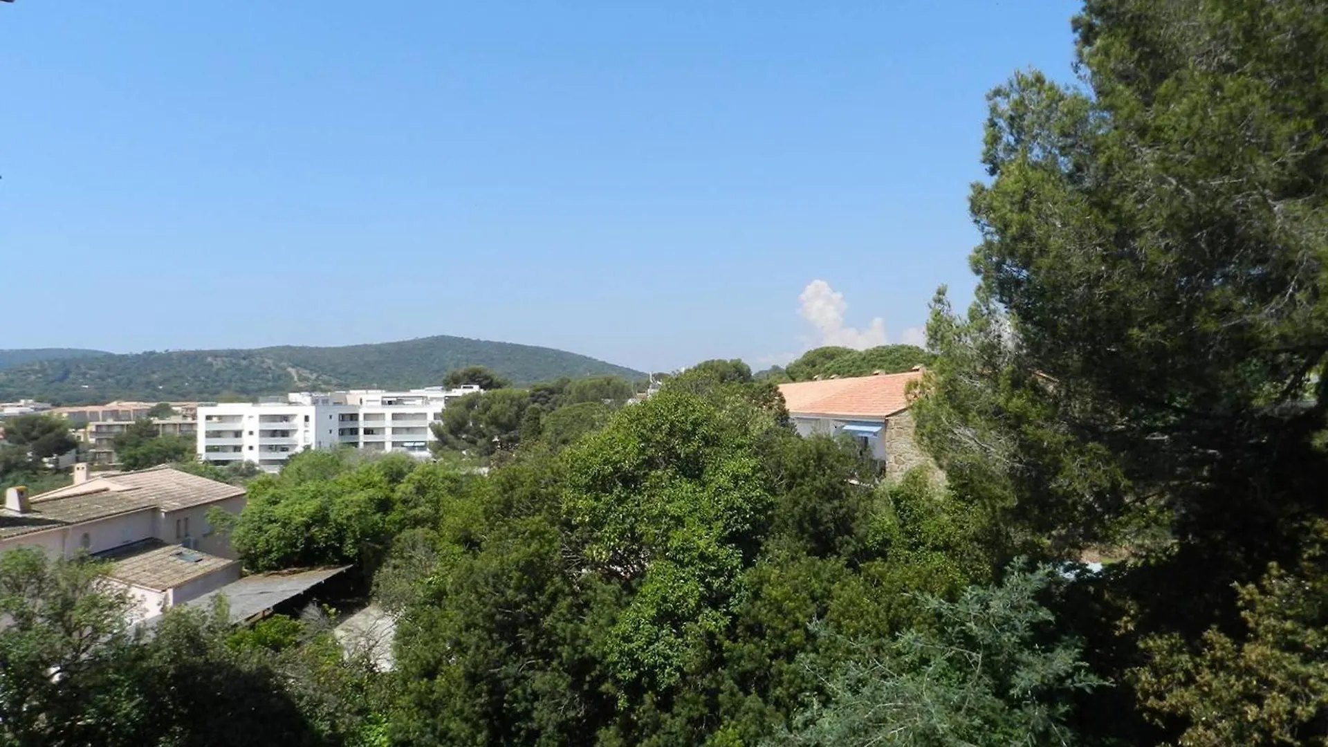 アパート Appartement Moderne Avec Terrasse, Parking Et Proximite Plage A Bormes Les Mimosas - Fr-1-251-745